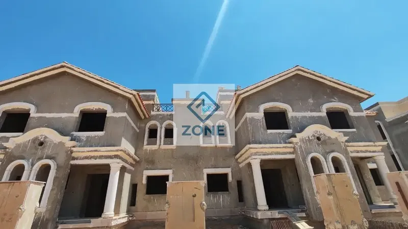 Distinguished villa for sale in Madinaty F3 model open view overlooking at The stream 12 year installments