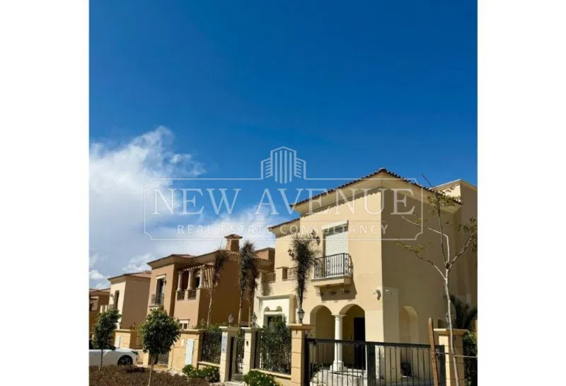 فيلا 4 غرف 258 م² للبيع في سيتي جيت، City Gate