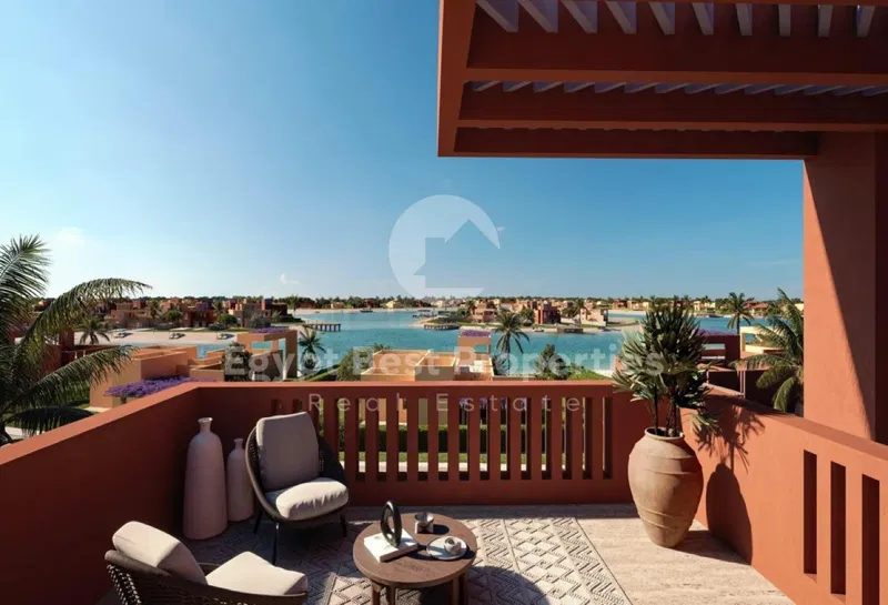 توين هاوس 4 غرف 400 م² للبيع في Tawila El Gouna