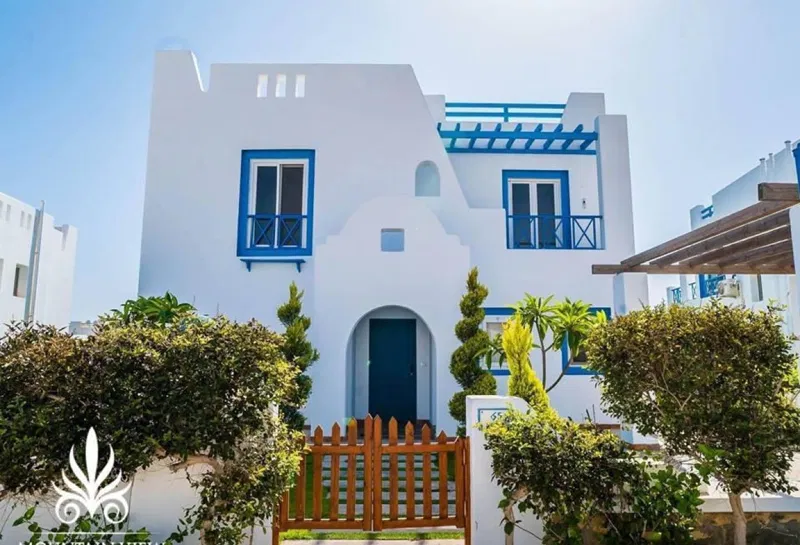 3-bedroom villa 296 m² for sale in Mountain View