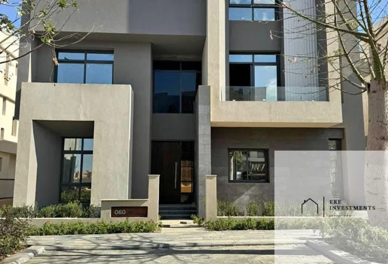 6-bedroom villa 419 m² for sale in Saada Compound