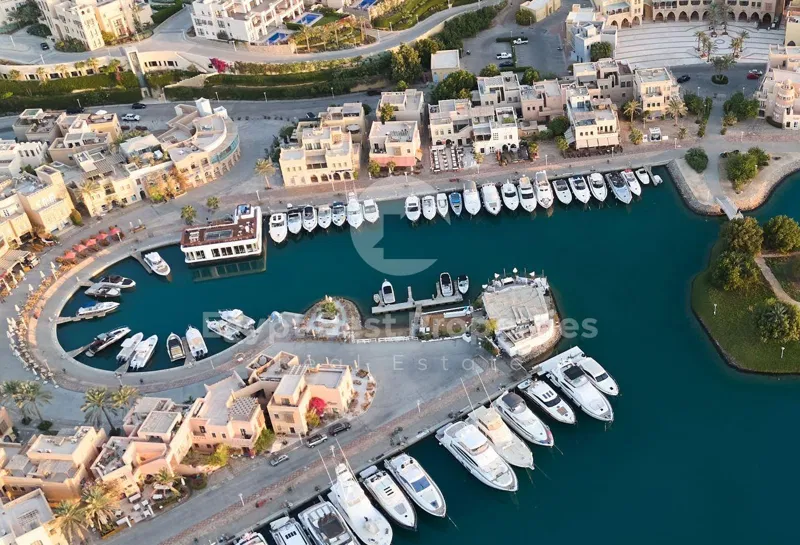 توين هاوس 3 غرف 680 م² للبيع في Tawila El Gouna