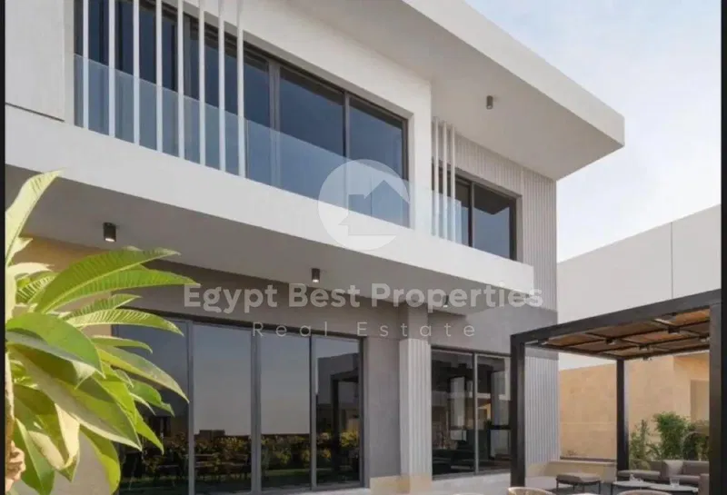 4-bedroom villa 254 m² for sale in ZED East