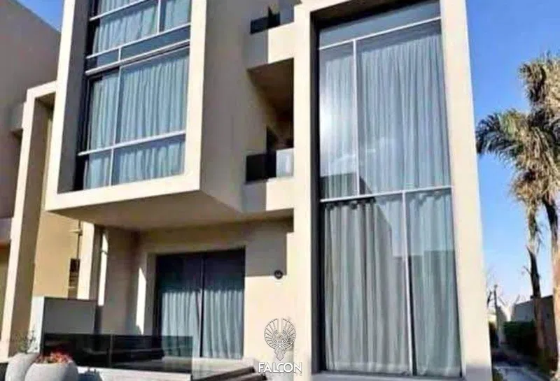 فيلا 4 غرف 330 م² للبيع في قطامية هايتس، Katameya Heights