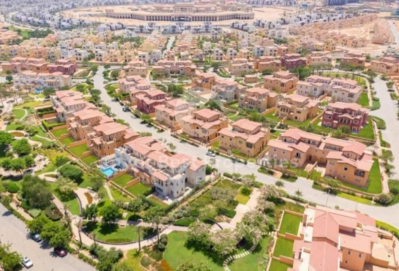 5-bedroom twin house 305 m² for sale in The Waterway Villas