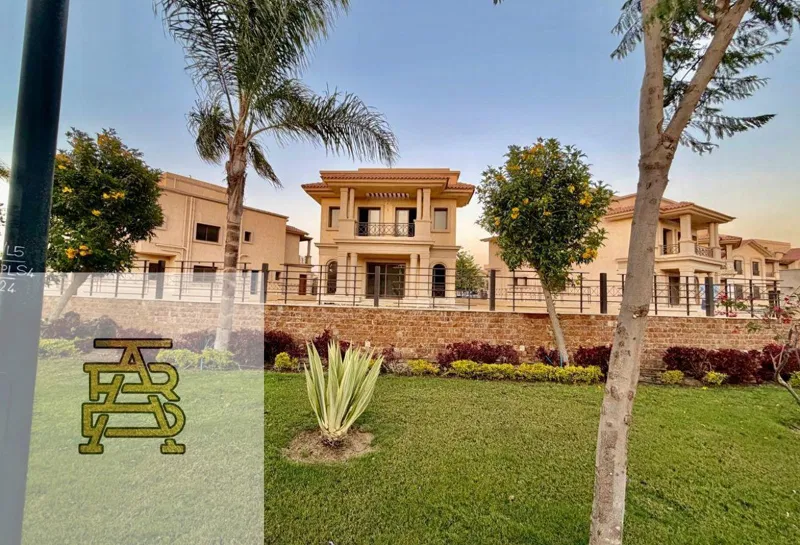 4-bedroom villa 290 m² for sale in Madinaty