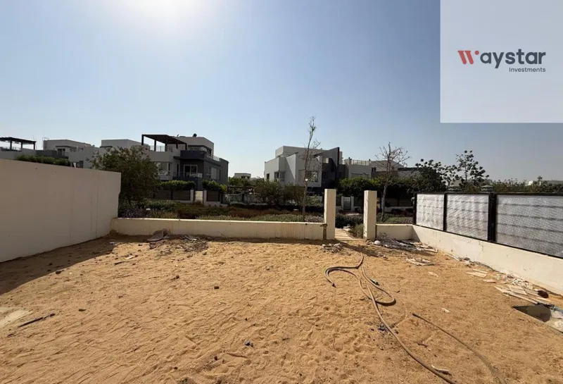 5-bedroom twin house 292 m² for sale in Hyde Park, Garden Residence