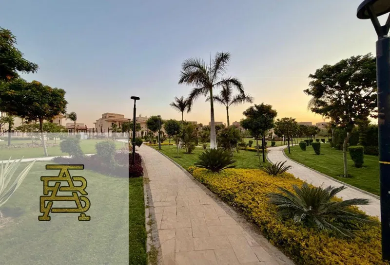 4-bedroom villa 290 m² for sale in Madinaty