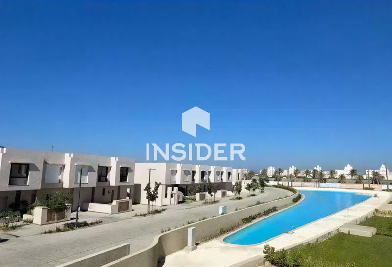 3-bedroom villa 377 m² for sale in Playa Resort