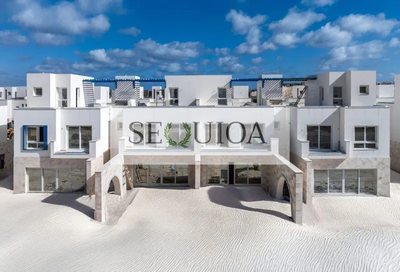 7-bedroom twin house 300 m² for sale in Naia Bay