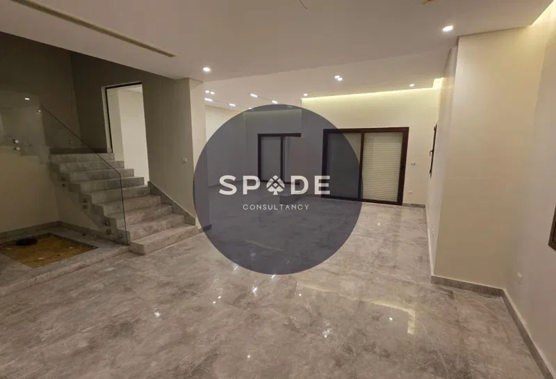 فيلا 6 غرف 386 م² للبيع في سيتي جيت، City Gate