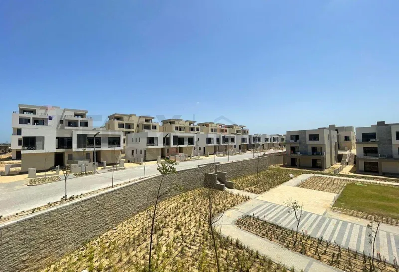 7-bedroom twin house 345 m² for sale in Palm Hills