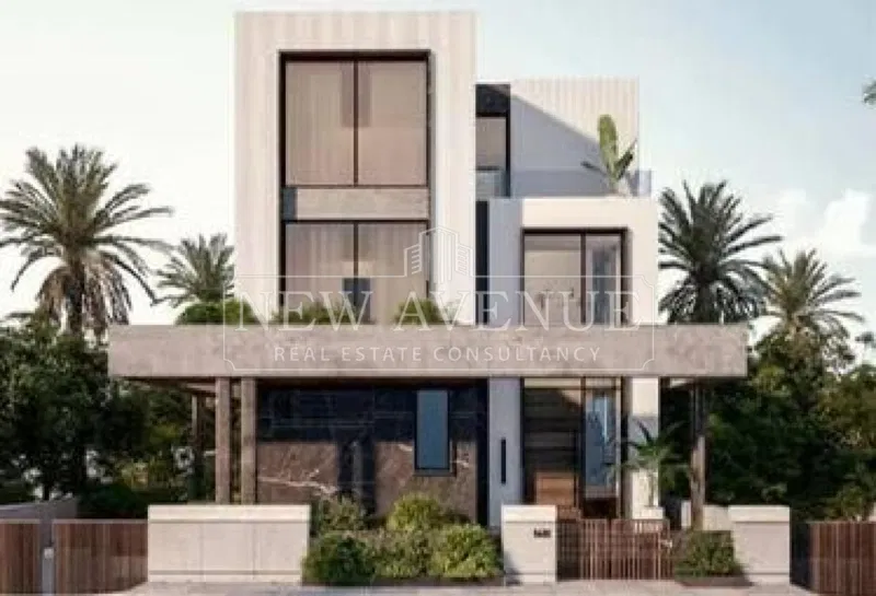 5-bedroom villa 390 m² for sale in Stei8ht