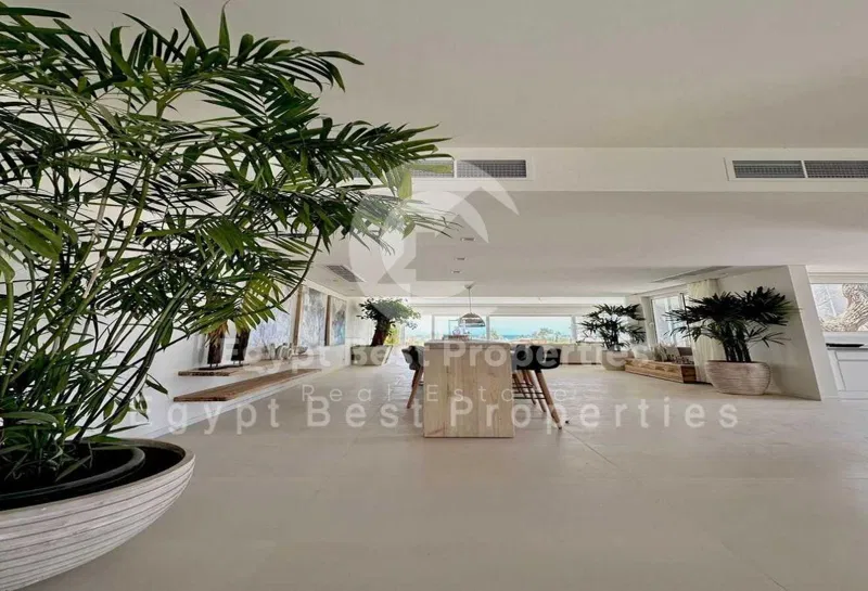 3-bedroom villa 250 m² for sale in Caesar Island
