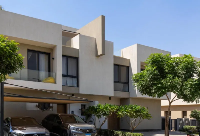 4-bedroom villa 432 m² for sale in Al Burouj Compound
