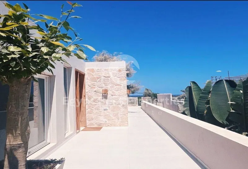 5-bedroom villa 280 m² for sale in Beit Al Bahr , Beit Al Bahr