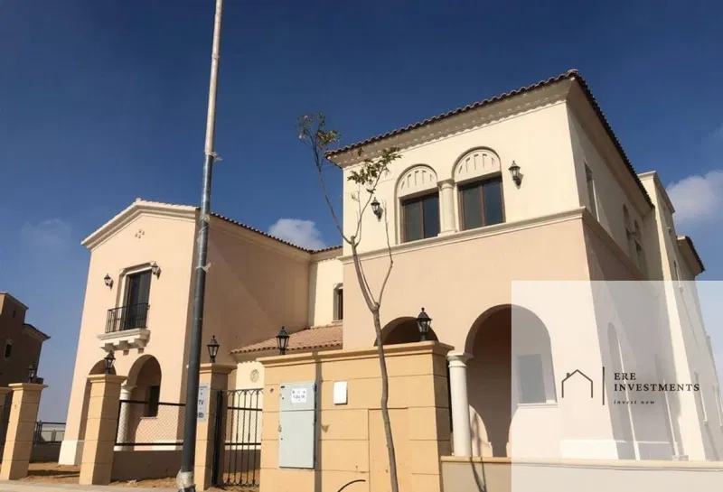 فيلا 5 غرف 850 م² للبيع في سيتي جيت، City Gate