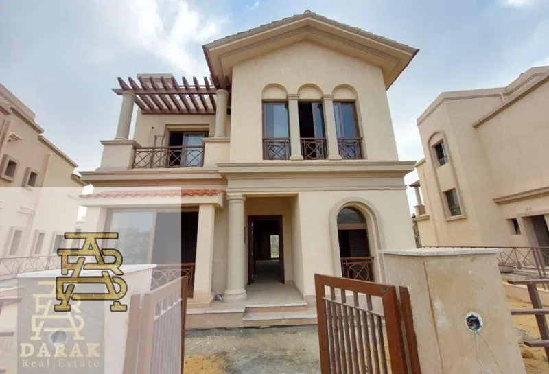 4-bedroom villa 320 m² for sale in Madinaty