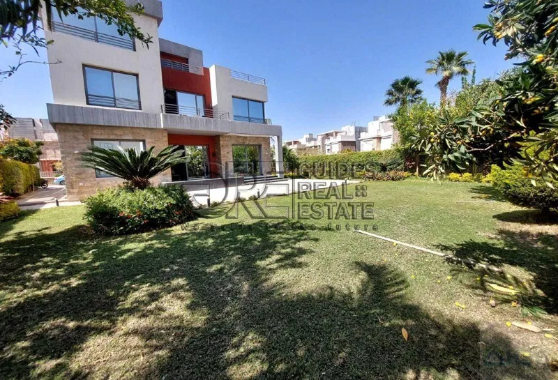 6-bedroom villa 442 m² for sale in Al Reem Residence