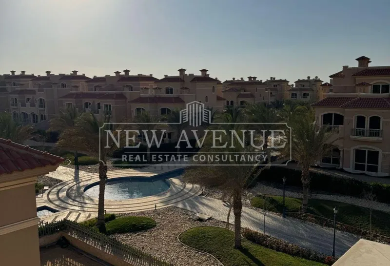 4-bedroom villa 301 m² for sale in La Vista City