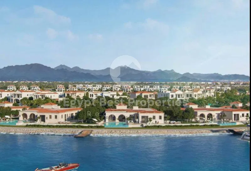 4-bedroom villa 450 m² for sale in Marassi Red Sea