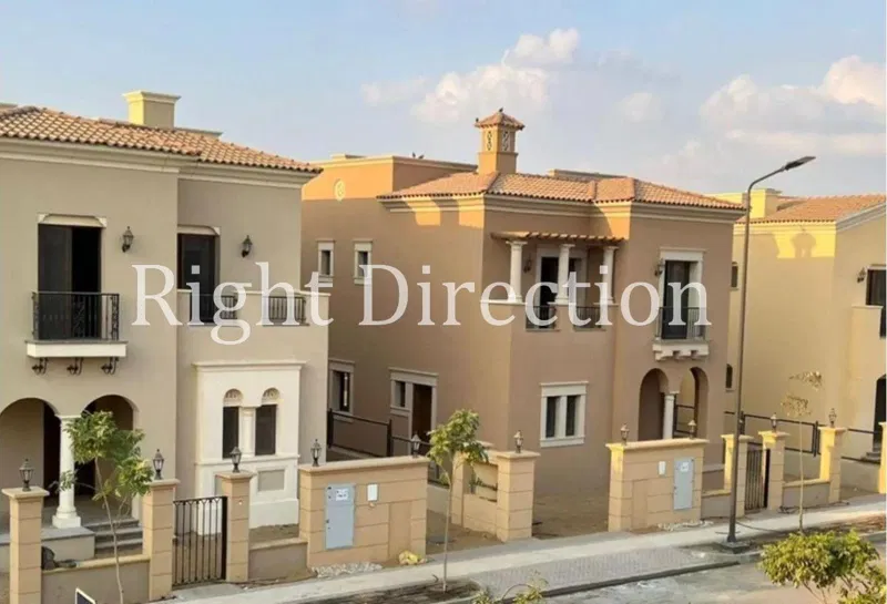 5-bedroom villa 425 m² for sale in City Gate
