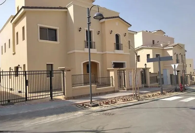 4-bedroom villa 695 m² for sale in Uptown Cairo, The Fourteen Golf Residences