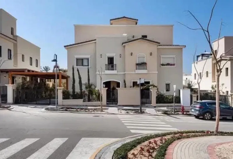 6-bedroom villa 703 m² for sale in Uptown Cairo, The Fourteen Golf Residences