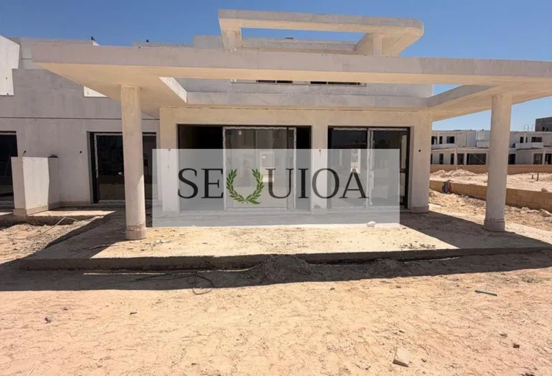 6-bedroom twin house 239 m² for sale in Almaza Bay