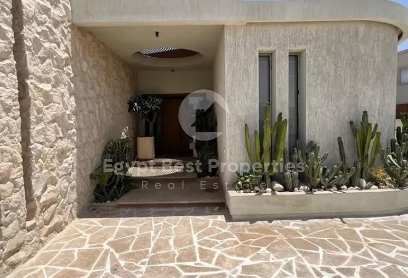 4-bedroom villa 300 m² for sale in Al Masyaf