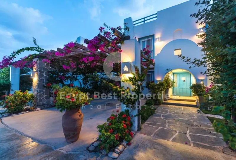 4-bedroom villa 225 m² for sale in Mountain View