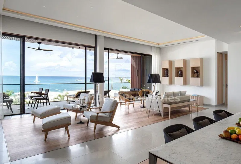 5-bedroom twin house 350 m² for sale in Almaza Bay