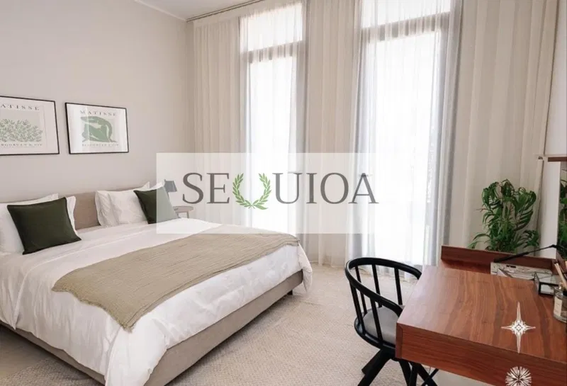 5-bedroom twin house 202 m² for sale in Silver Sands
