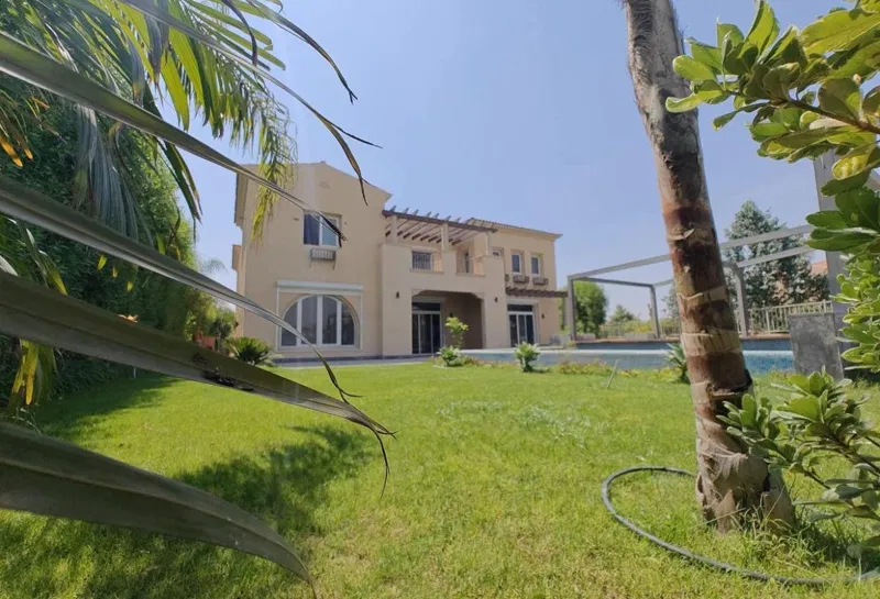 5-bedroom villa 407 m² for sale in Mivida