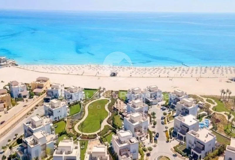 7-bedroom villa 1200 m² for sale in Marassi