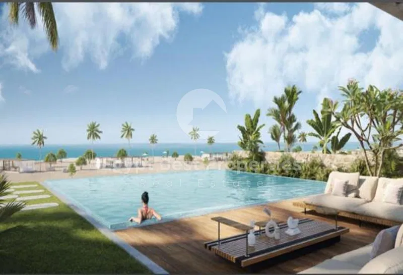 5-bedroom villa 550 m² for sale in Almaza Bay
