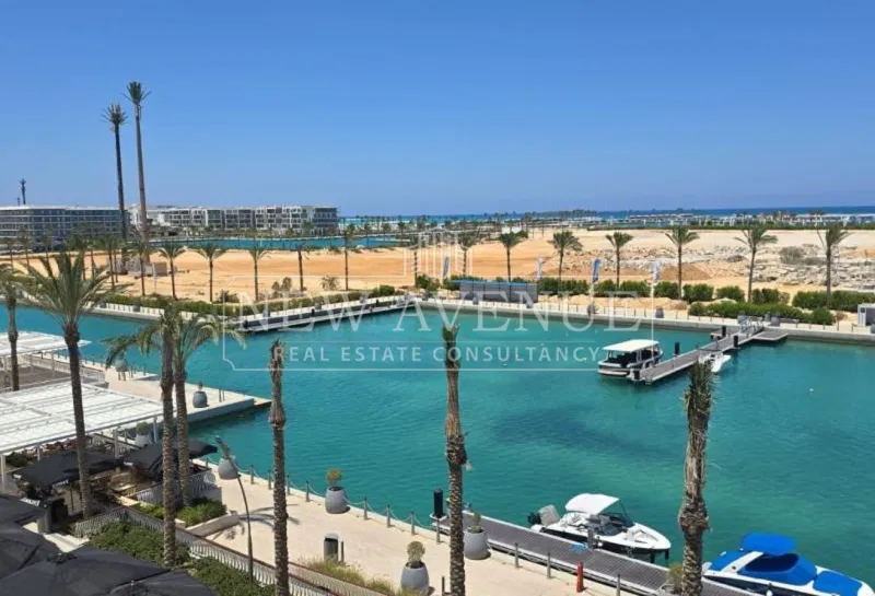 3-bedroom chalet 212 m² for sale in Marassi