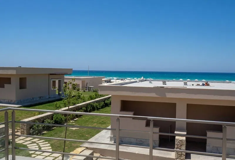 5-bedroom villa 887 m² for sale in Direction White