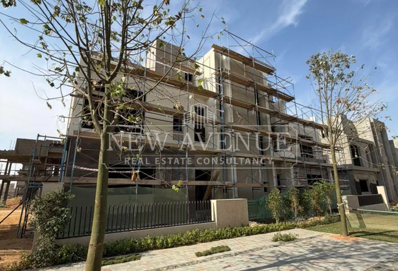 6-bedroom villa 691 m² for sale in Saada Compound