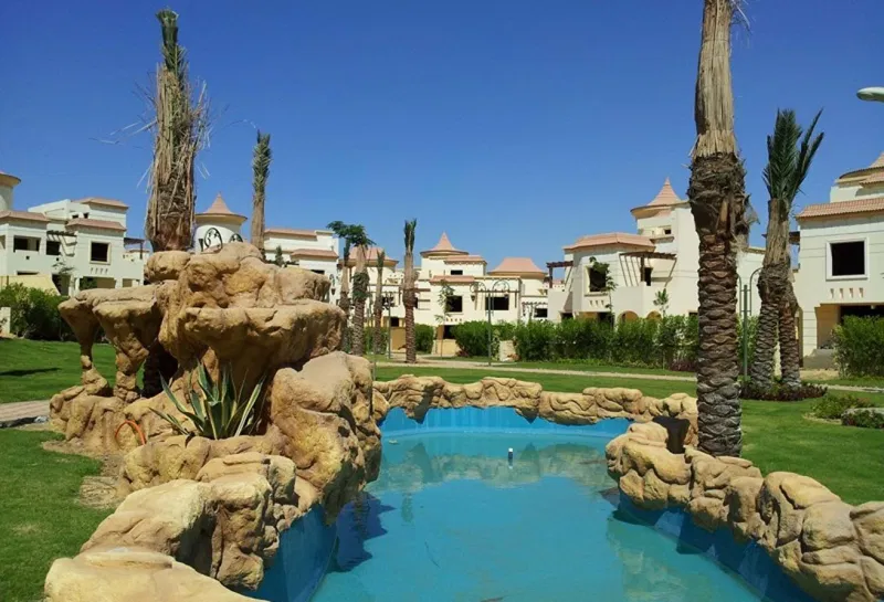 5-bedroom villa 684 m² for sale in Riviera Heights