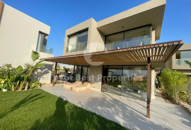 5-bedroom villa 1100 m² for sale in Marsa Baghush