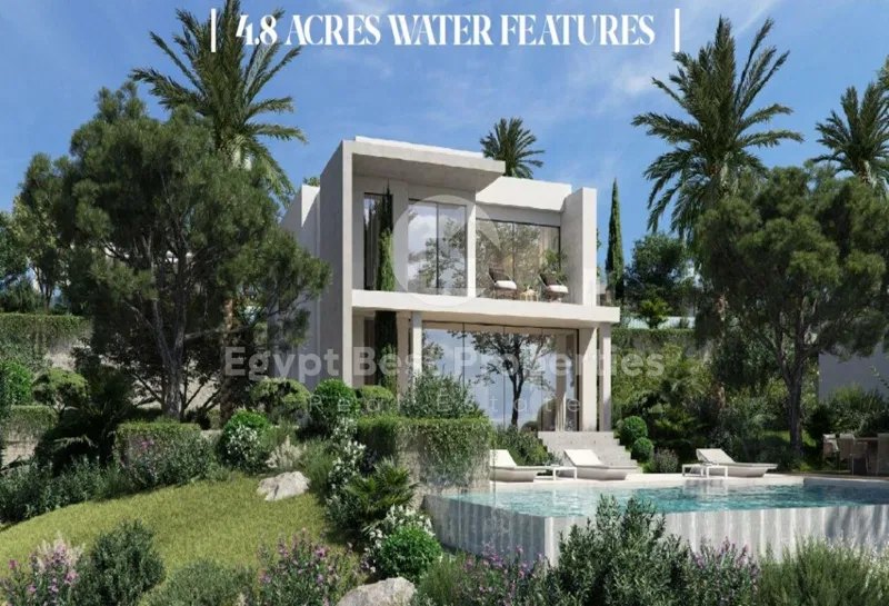 4-bedroom villa 340 m² for sale in Katameya Coast