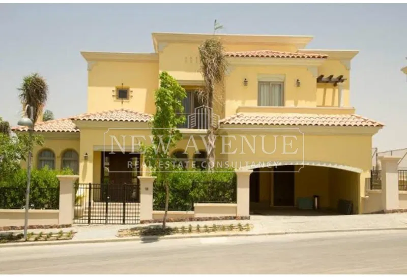 6-bedroom villa 457 m² for sale in Uptown Cairo, Levana