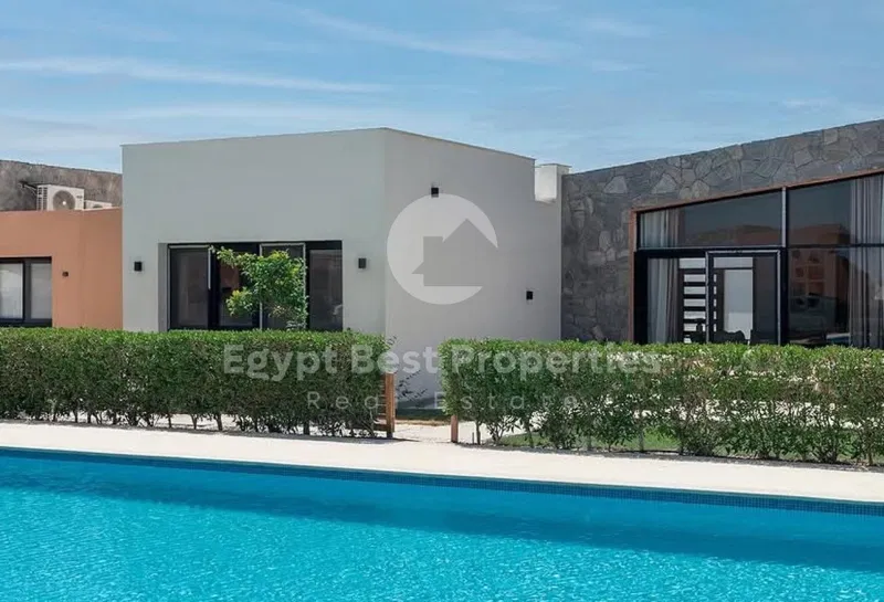 فيلا 3 غرف 270 م² للبيع في ميسكا