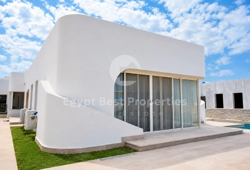 فيلا 5 غرف 340 م² للبيع في Crysta Island
