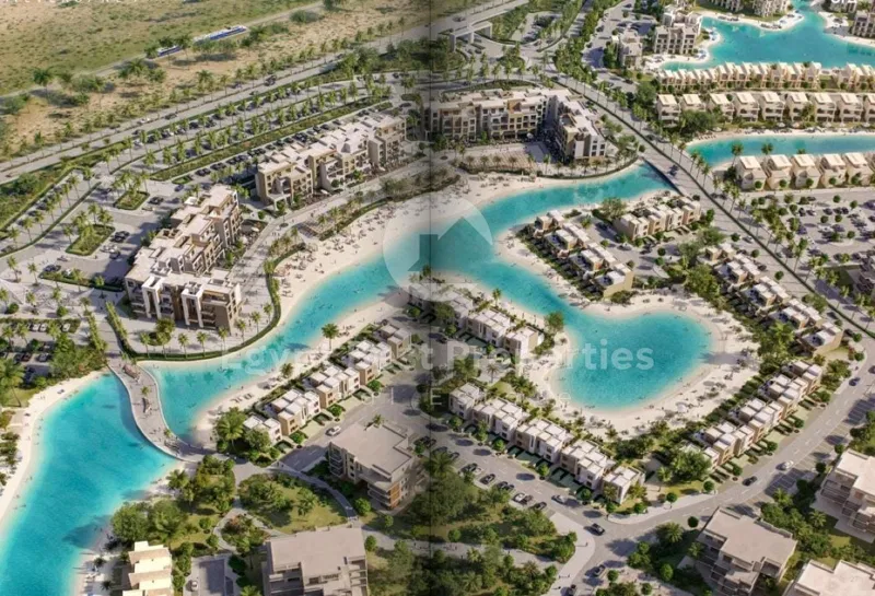 5-bedroom villa 320 m² for sale in Silver Sands