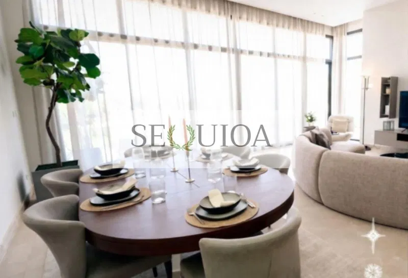 6-bedroom villa 232 m² for sale in Silver Sands