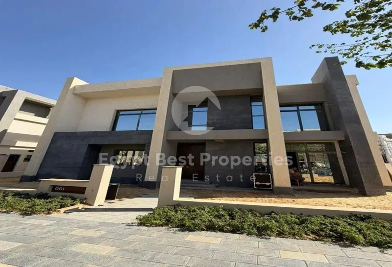 5-bedroom villa 717 m² for sale in Saada Compound