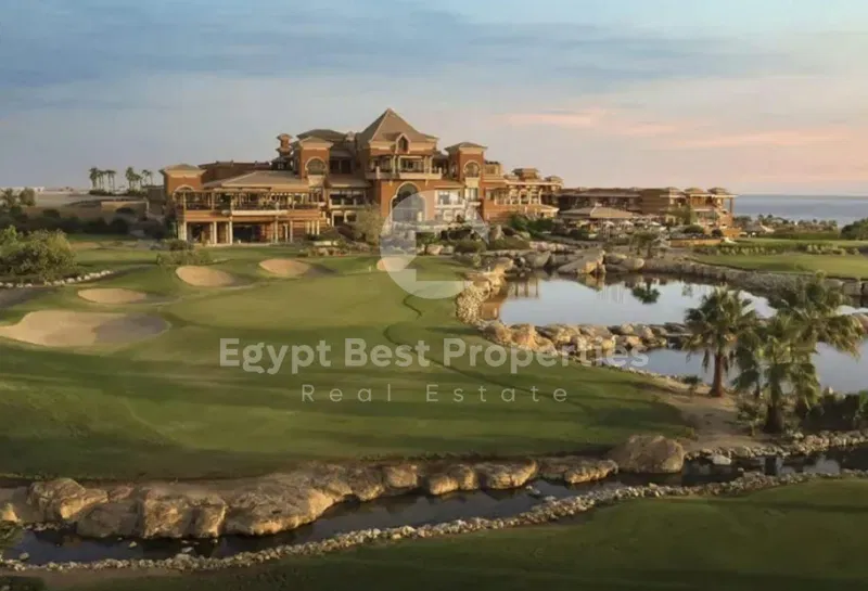 6-bedroom villa 500 m² for sale in Marassi Red Sea