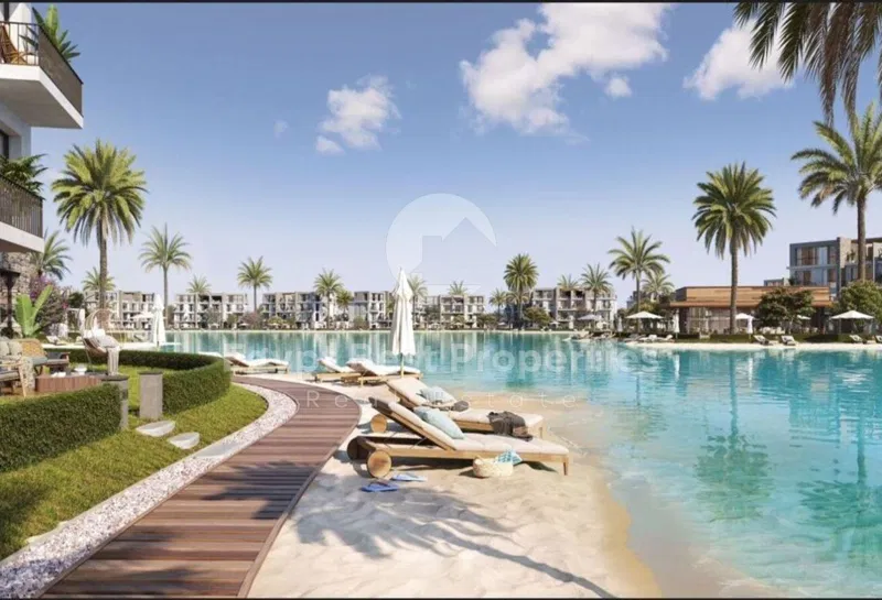 5-bedroom villa 300 m² for sale in Silver Sands